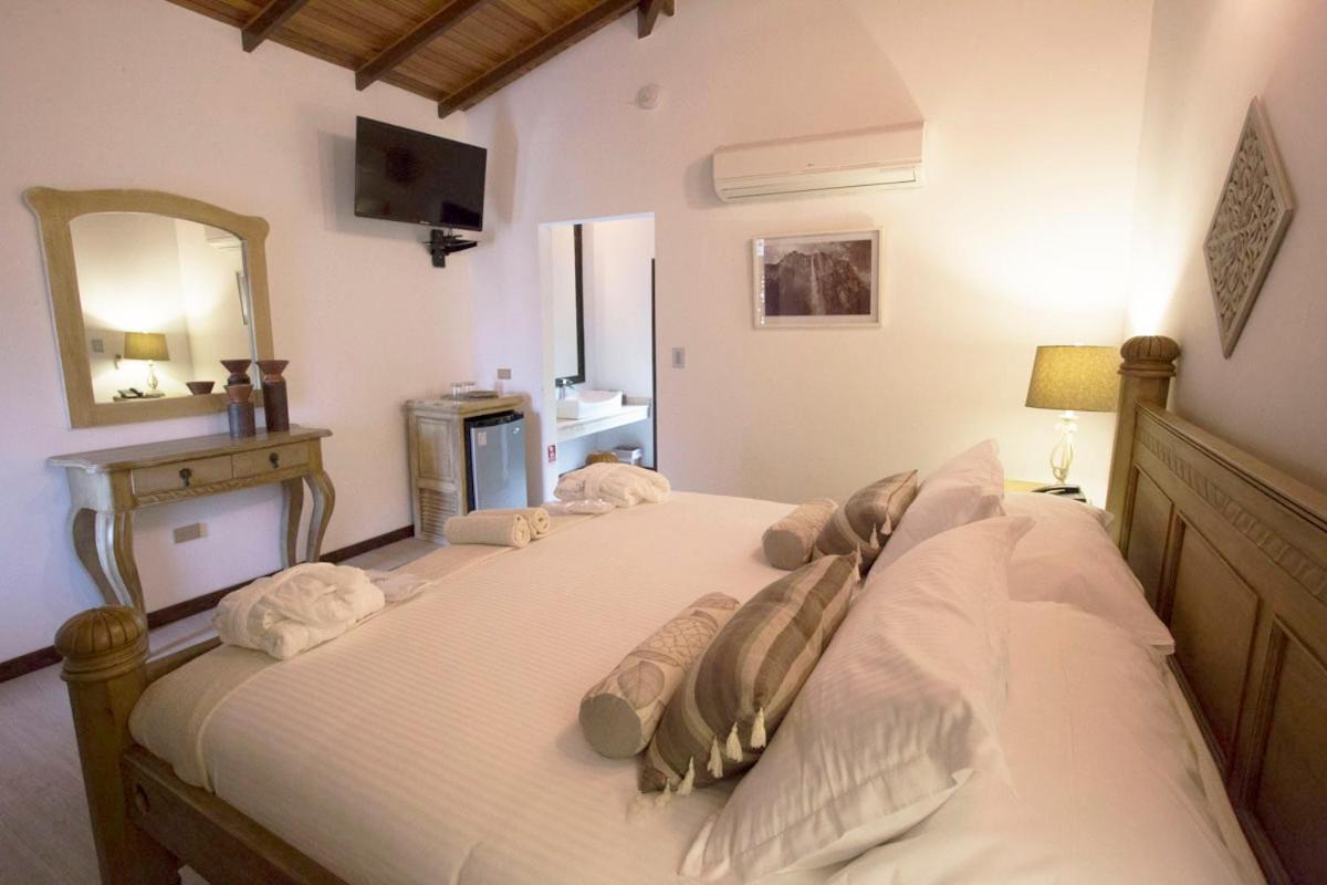 Ara Meru Lodge Canaima Bagian luar foto